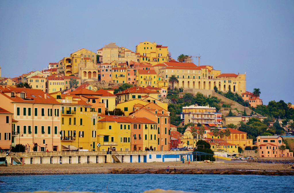 Da Alessia Lägenhet Riva Ligure Exteriör bild